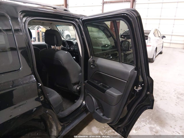 1C4NJRFB9HD175321 Jeep Patriot Latitude