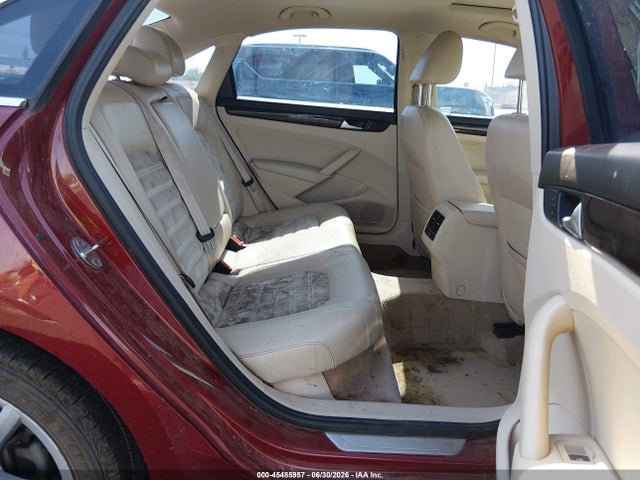 1VWCV7A33FC063596 Volkswagen Passat 2.0l Tdi Sel Premium