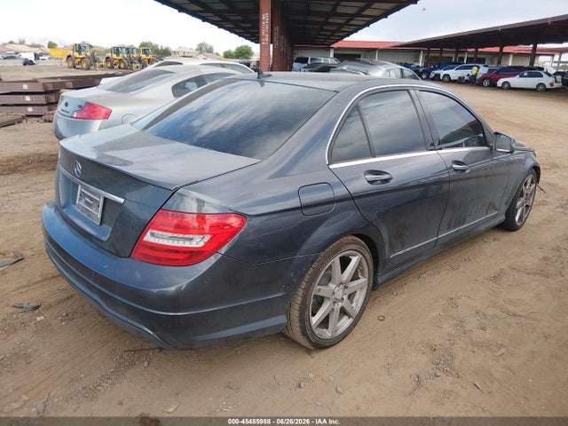 2014 Mercedes-benz C 250 Sport მანქანა იყიდება აუქციონზე, vin: WDDGF4HB2EA964519, აუქციონის ნომერი: 45485988
