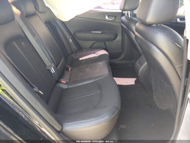 KIA Optima S 2019 5XXGT4L34KG302377 Image 8