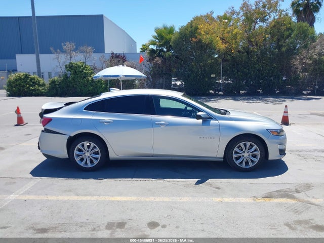 1G1ZD5ST4LF090246 Chevrolet Malibu Fwd Lt