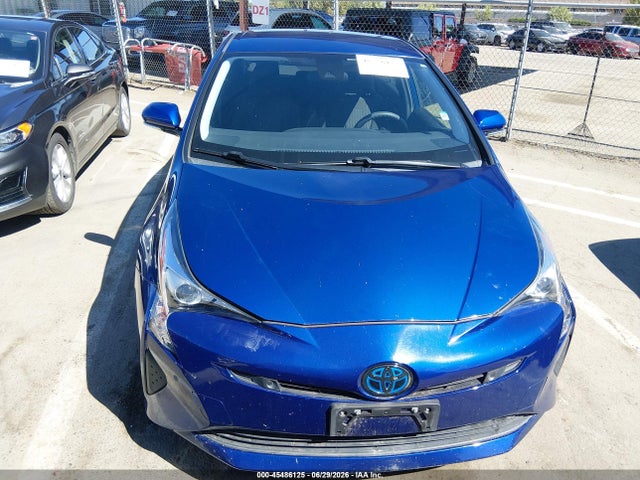 Toyota Prius Two 2017 JTDKBRFU3H3047986 Image 12