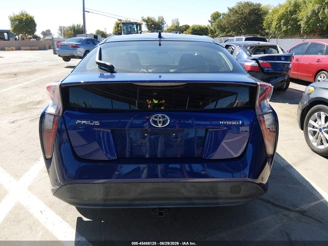 Toyota Prius Two 2017 JTDKBRFU3H3047986 Image 16