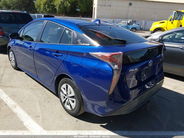 Toyota Prius Two 2017 JTDKBRFU3H3047986 Image 3