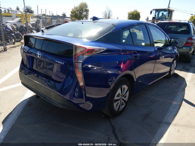Toyota Prius Two 2017 JTDKBRFU3H3047986 Image 4