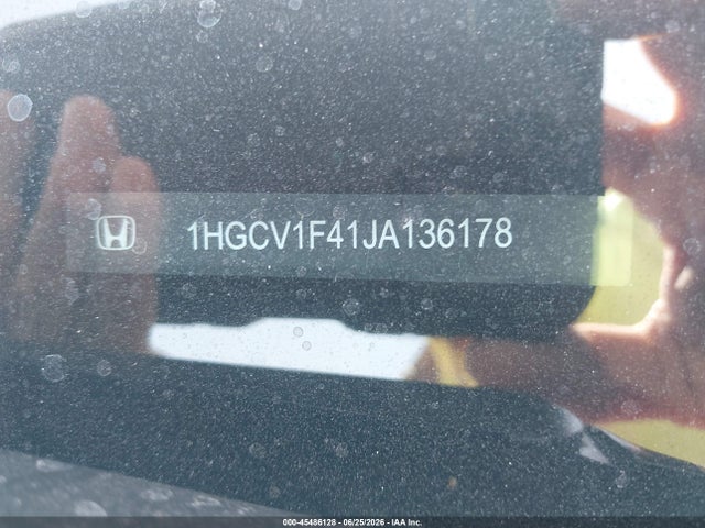 45486128 :رقم المزاد ، 1HGCV1F41JA136178 vin ، 2018 Honda Accord Ex مزاد بيع