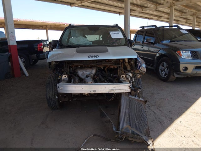 ZACCJBAB5HPG38479 Jeep Renegade Sport 4x4