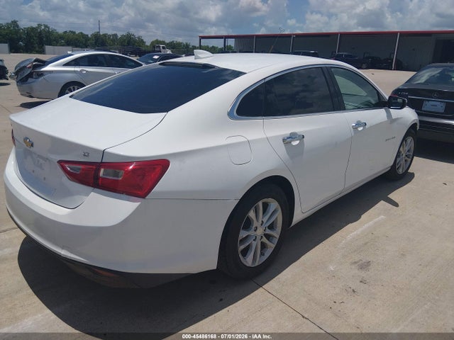 Chevrolet MALIBU LT 2018 1G1ZD5ST7JF260886 Image 4