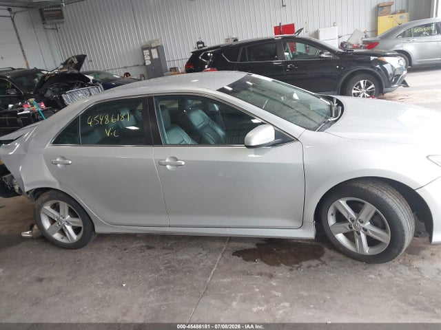 2014 Toyota Camry Se მანქანა იყიდება აუქციონზე, vin: 4T1BF1FK6EU415390, აუქციონის ნომერი: 45486181