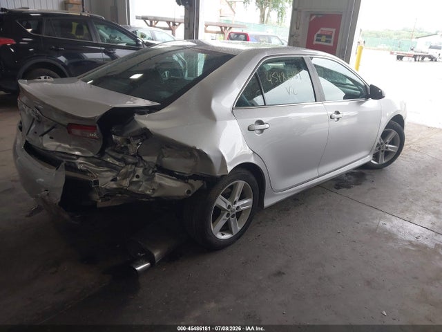 2014 Toyota Camry Se მანქანა იყიდება აუქციონზე, vin: 4T1BF1FK6EU415390, აუქციონის ნომერი: 45486181