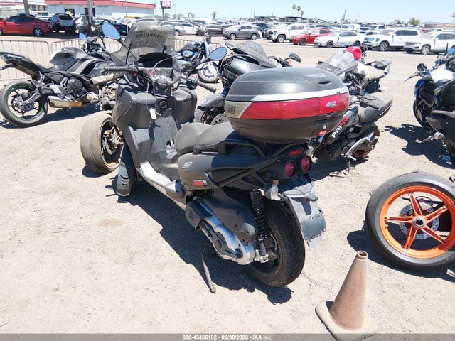 45486182 :رقم المزاد ، ZAPM610X295001037 vin ، 2009 Piaggio Mp3 500 مزاد بيع