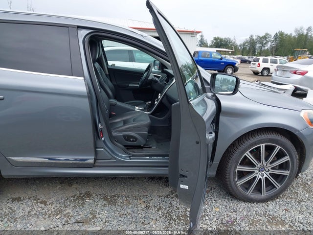 YV4612RKXG2853539 Volvo Xc60 T5 Premier