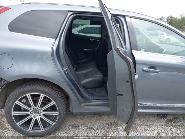 YV4612RKXG2853539 Volvo Xc60 T5 Premier