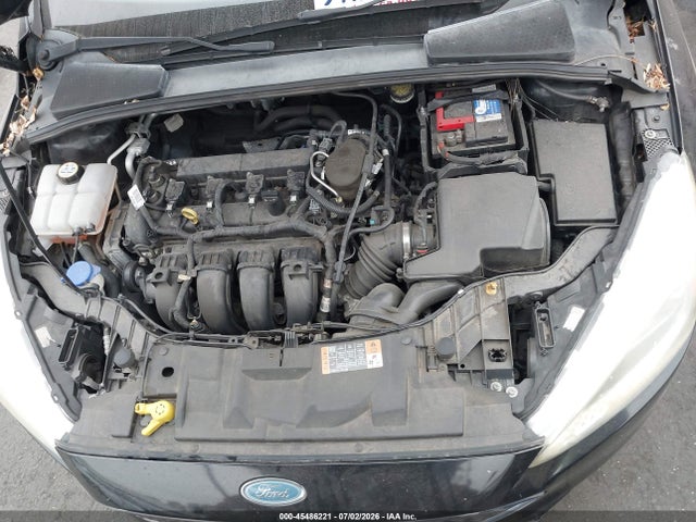 1FADP3K2XGL258473 Ford FOCUS SE