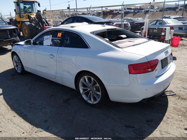 Продажа на аукционе авто 2013 Audi A5 2.0t Premium, vin: WAULFAFR1DA064343, номер лота: 45486227