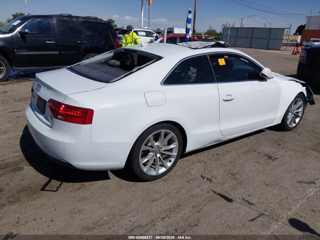 Продажа на аукционе авто 2013 Audi A5 2.0t Premium, vin: WAULFAFR1DA064343, номер лота: 45486227