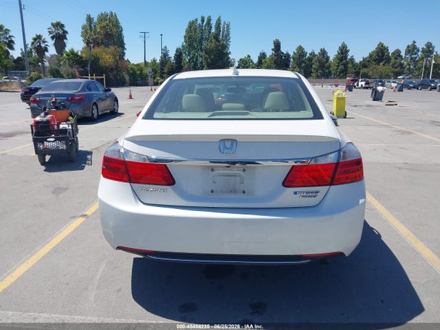 1HGCR6F7XFA001381 Honda Accord Hybrid Touring