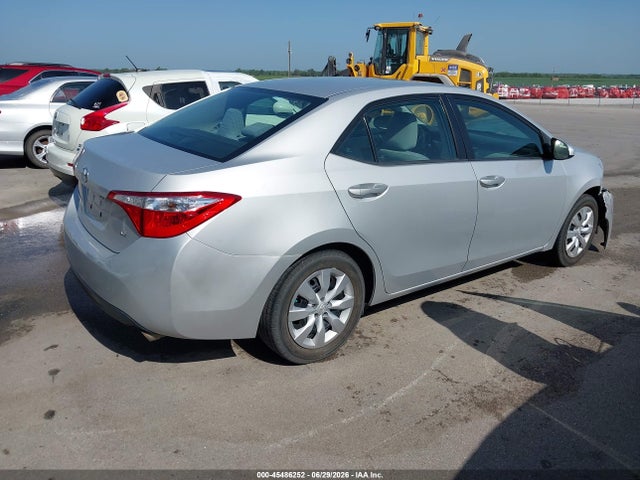 2T1BURHE1FC352911 Toyota COROLLA LE