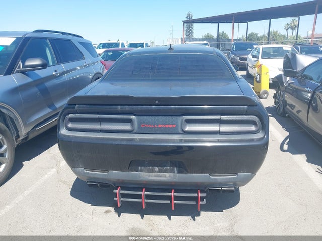 Auction sale of the 2017 Dodge Challenger R/t, vin: 2C3CDZBT8HH530743, lot number: 45486255