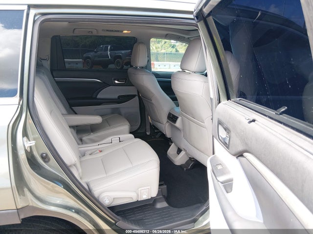 45486312 :رقم المزاد ، 5TDDGRFH1JS043257 vin ، 2018 Toyota Highlander Hybrid Limited مزاد بيع
