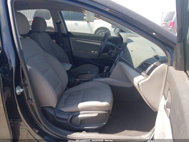 Hyundai ELANTRA SEL 2018 5NPD84LF4JH214821 Image 5