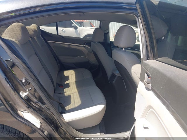 Hyundai ELANTRA SEL 2018 5NPD84LF4JH214821 Image 8