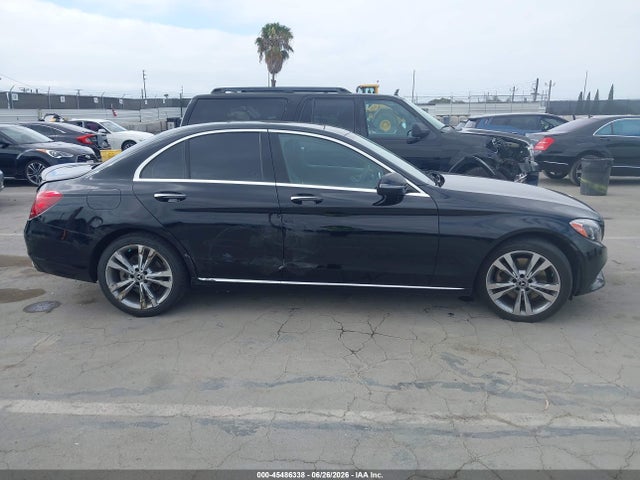 Продажа на аукционе авто 2017 Mercedes-benz C 300, vin: 55SWF4JB7HU230114, номер лота: 45486338