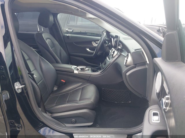 Продажа на аукционе авто 2017 Mercedes-benz C 300, vin: 55SWF4JB7HU230114, номер лота: 45486338