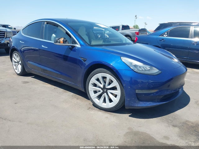 Продаж на аукціоні авто 2018 Tesla Model 3 Long Range/performance, vin: 5YJ3E1EB6JF097853, номер лоту: 45486394