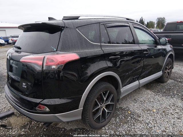 Toyota RAV4 SE 2018 2T3JFREV2JW834635 Image 4