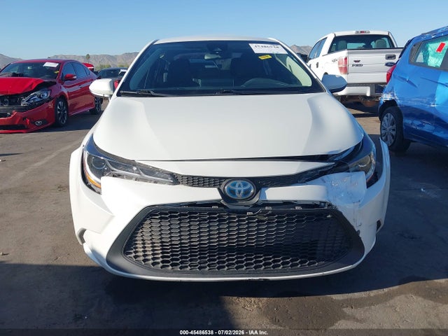 45486538 :رقم المزاد ، JTDEAMDE8MJ013501 vin ، 2021 Toyota Corolla Hybrid Le مزاد بيع