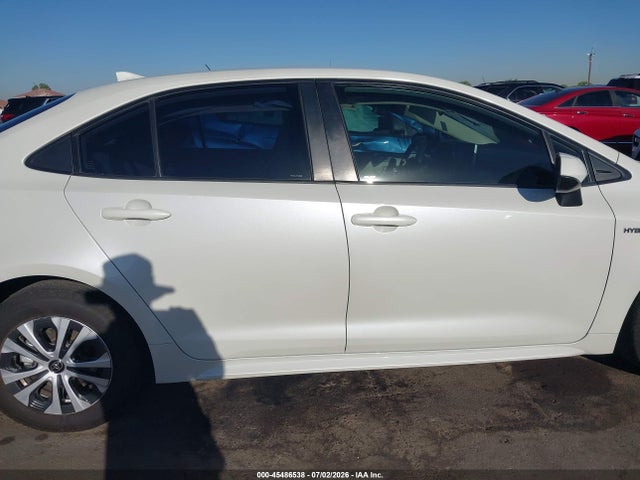45486538 :رقم المزاد ، JTDEAMDE8MJ013501 vin ، 2021 Toyota Corolla Hybrid Le مزاد بيع