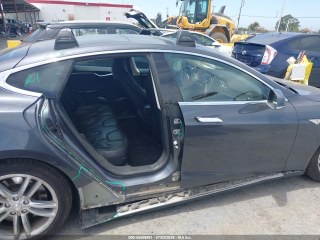 Tesla Model S 70d/85d/p85d 2015 5YJSA1H20FF100272 Image 14