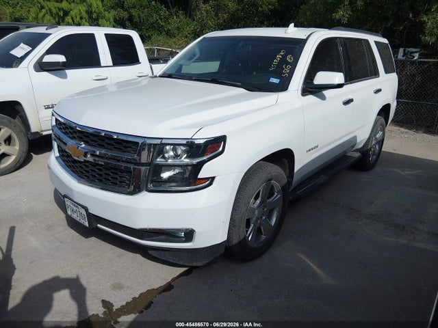 Chevrolet Tahoe Ls 2018 1GNSCAKC0JR223091 Image 2