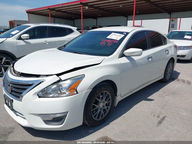 Nissan Altima 2.5 S 2015 1N4AL3AP6FC431559 Image 18