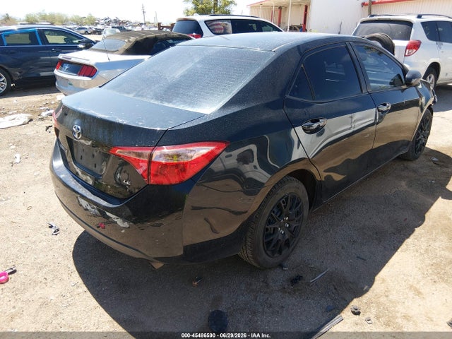 Toyota COROLLA LE 2018 2T1BURHE8JC123473 Image 4