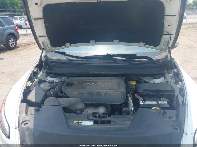 Jeep Cherokee Latitude 2016 1C4PJMCB9GW130575 Image 10