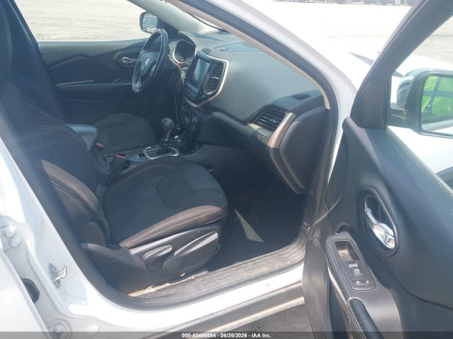 Jeep Cherokee Latitude 2016 1C4PJMCB9GW130575 Image 5