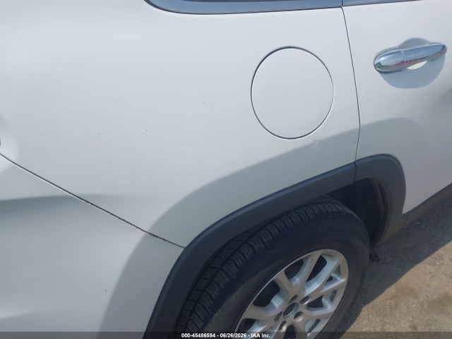 Jeep Cherokee Latitude 2016 1C4PJMCB9GW130575 Image 6