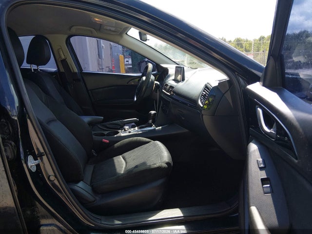 Продажа на аукционе авто 2015 Mazda Mazda3 I Sport, vin: 3MZBM1U70FM173028, номер лота: 45486605