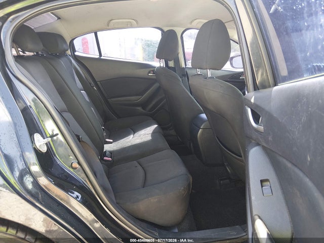 Продажа на аукционе авто 2015 Mazda Mazda3 I Sport, vin: 3MZBM1U70FM173028, номер лота: 45486605