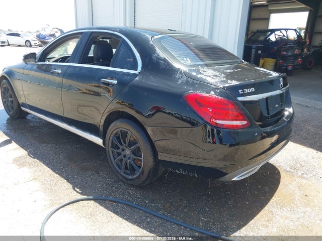 Продаж на аукціоні авто 2017 Mercedes-benz C 300 Luxury 4matic, vin: 55SWF4KB1HU199019, номер лоту: 45486606