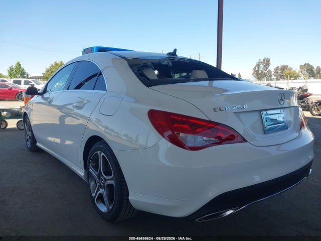 Mercedes-Benz CLA 250 2019 WDDSJ4EB6KN760873 Image 3