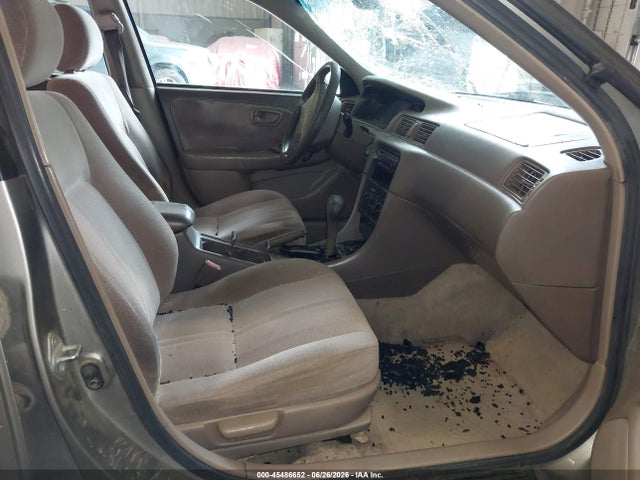 45486652 :رقم المزاد ، JT2BG22K8V0090819 vin ، 1997 Toyota Camry Le مزاد بيع