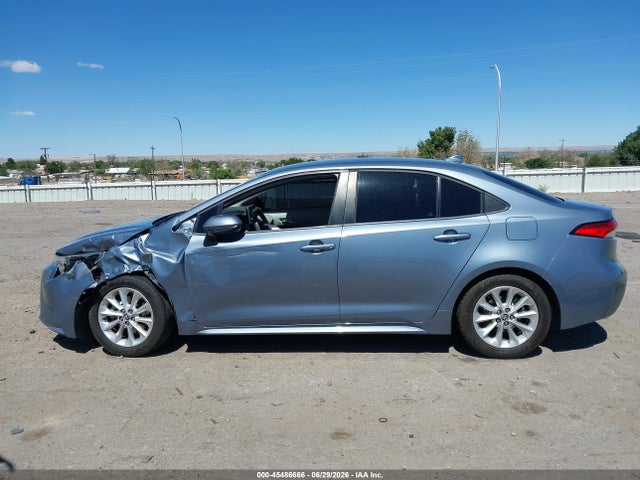 5YFVPMAE6MP269036 Toyota COROLLA LE