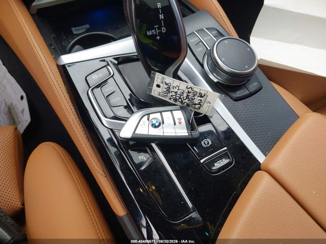 BMW 530e 2023 WBA13AG08PCM25608 Image 11