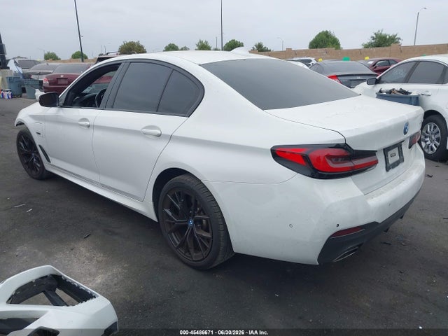 BMW 530e 2023 WBA13AG08PCM25608 Image 3