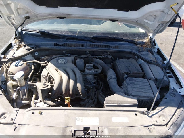 2015 Volkswagen Jetta 2.0l S მანქანა იყიდება აუქციონზე, vin: 3VW2K7AJ7FM224632, აუქციონის ნომერი: 45486703