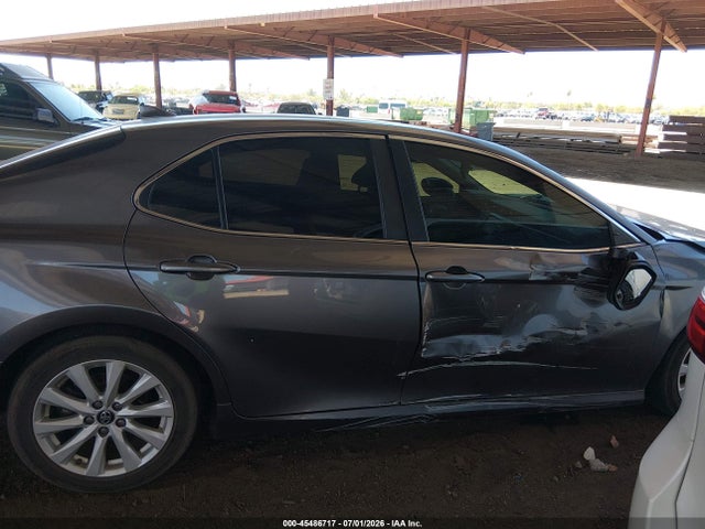 Продажа на аукционе авто 2019 Toyota Camry Le, vin: 4T1B11HK2KU699625, номер лота: 45486717