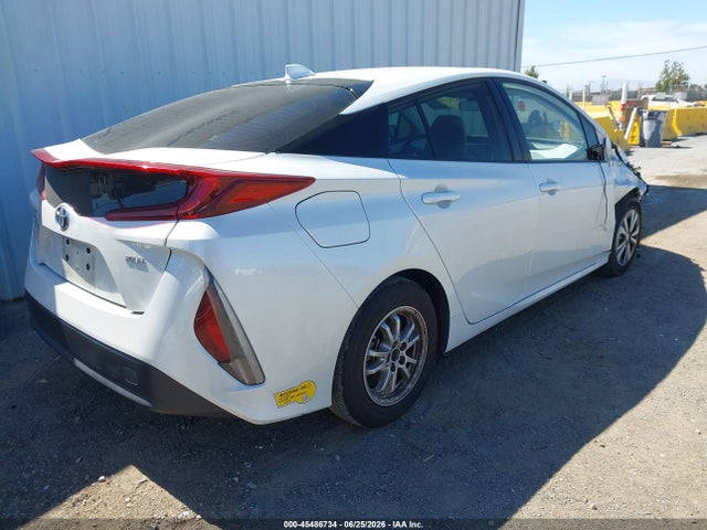 Toyota Prius Prime Xle 2022 JTDKAMFP2N3226970 Image 4